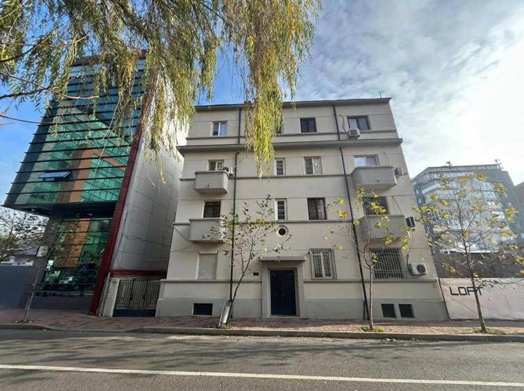 VAND APARTAMENT  DOUA CAMERE CU INTRĂRI SEPARATE - 1