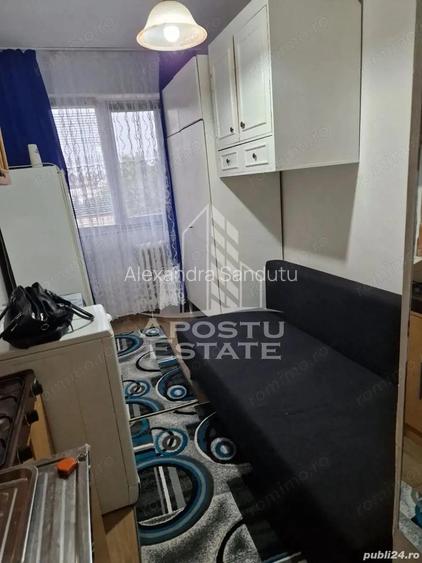 Garsoniera , cu toate utilitatiile ,Zona Dambovita Garsoniera , cu toate utilitatiile ,Zona Dambovita