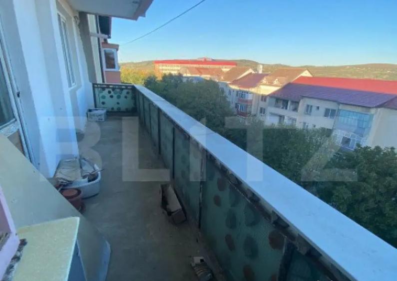 Apartament cu 4 camere, 80mp, zona Dumbrava 2 - 1