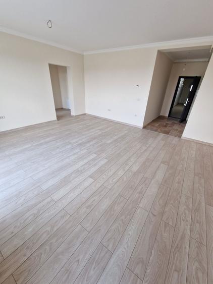 Etaj 3 Apartament cu 2 camere 54 mp Giroc, Str. Sperantei - 5
