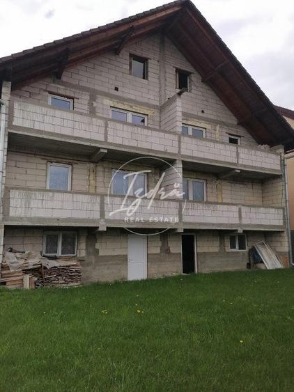 Casa de vanzare pe str Gheorghe Lazar - 19