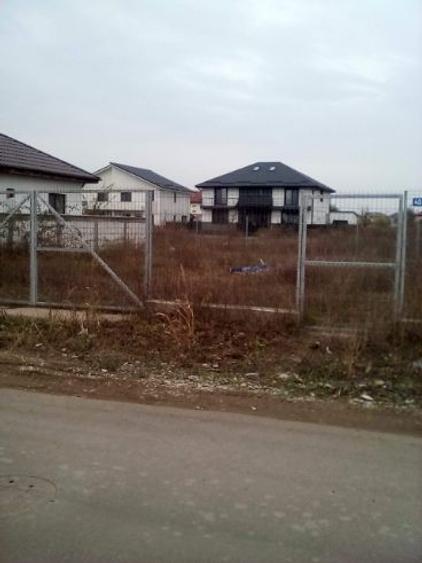 2 loturi de 600m str.mierlei - 1