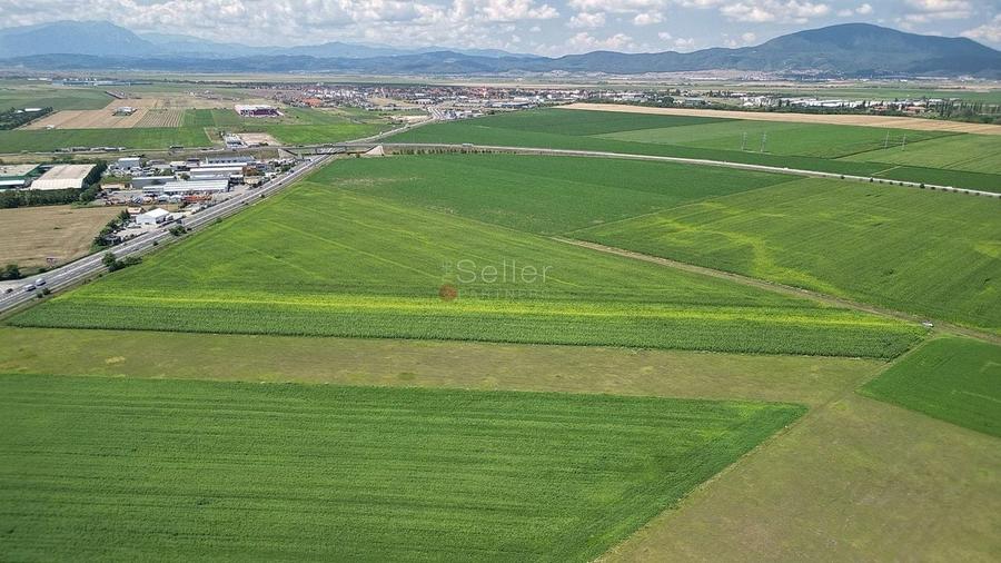 Teren intravilan - 7