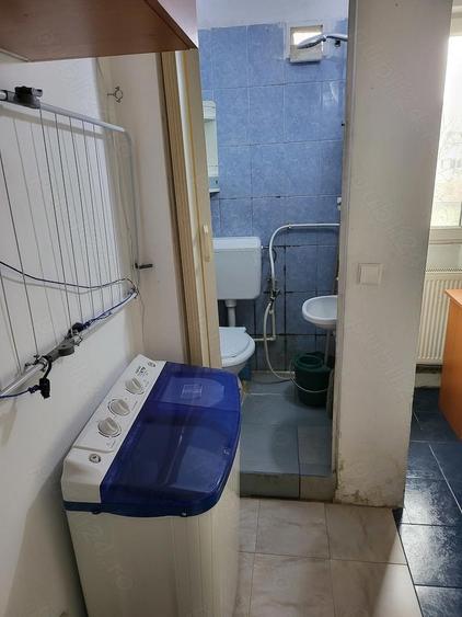 Proprietar inchiriez garsoniera din uscatorie in complex - 3