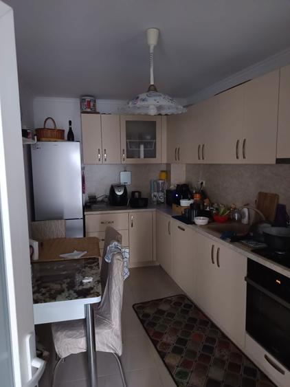 Casa de vanzare , - 5