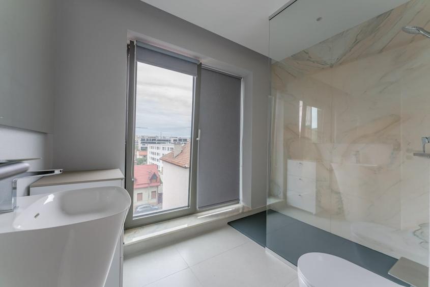 Apartament 3 camere cu vedere panoramica spre centrul vechi Brasov - 9