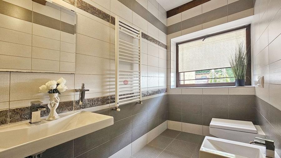 Suprafata generoasa teren - 58