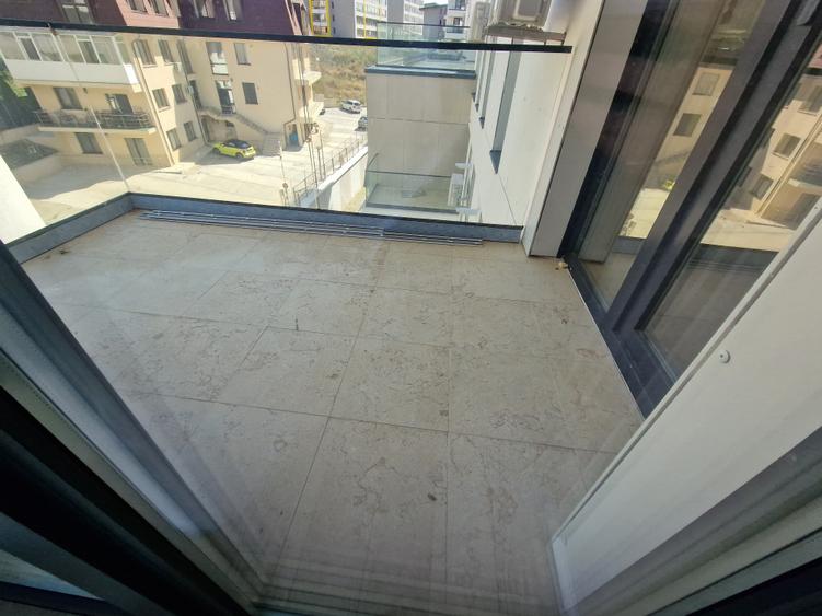 PACURARI, APARTAMENT CU 3 CAMERE, 2 BAI, 2 terase,  FINALIZAT, MUTARE IMEDIATA - 20