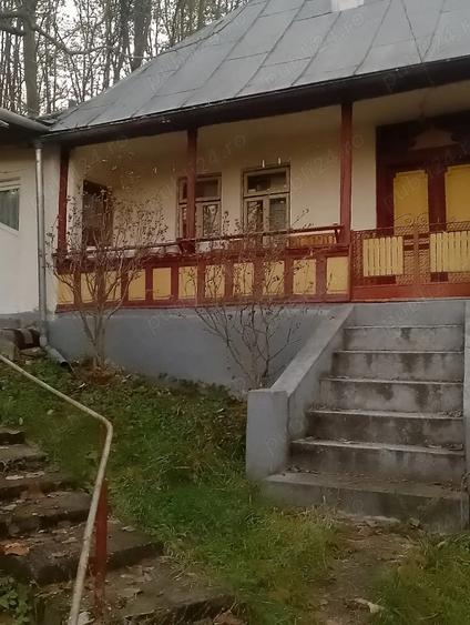 Casa de vanzare in comuna Tatarani - 3