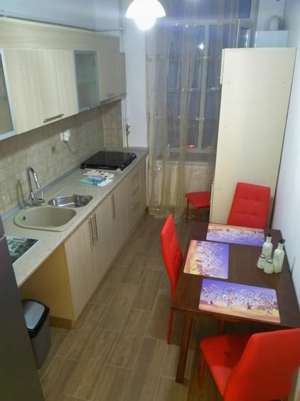 Apartament 3 camere zona Peninsulara - 9