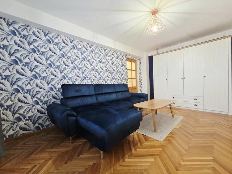Apartament cu 2 camere decomandat în Mazepa 1