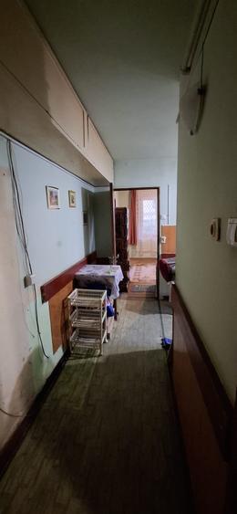 Apartament cu 2 camere semidecomandat în Piața Armatei