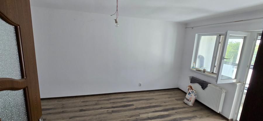 Garsoniera , etajul 2, ultracentral Odobesti-Focsani - 1