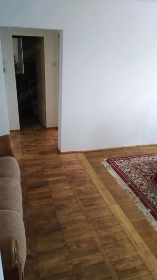 3 camere in spate la piata Somes - 1