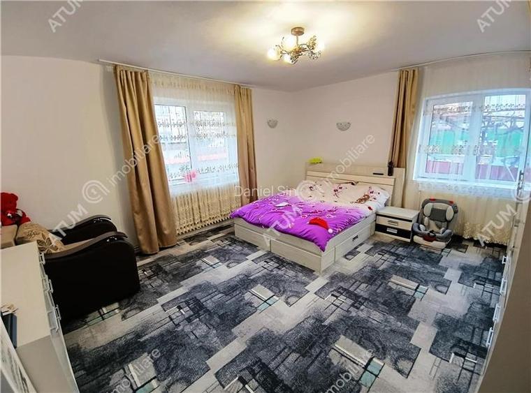 Casă individuală cu 4 camere în Central
