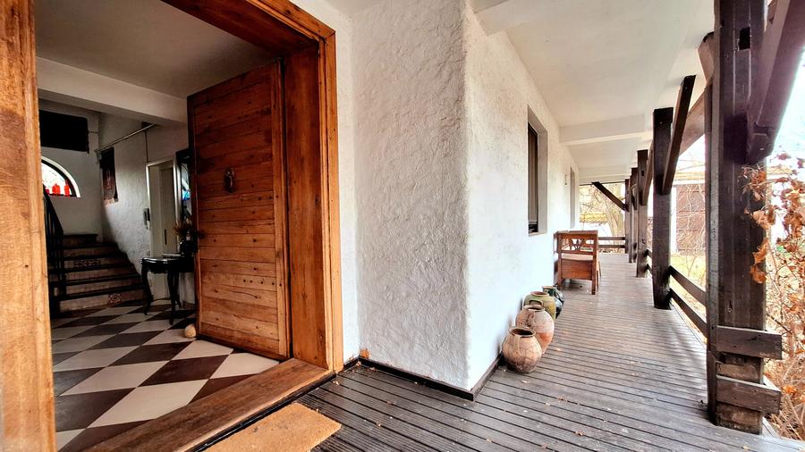 Proprietate autentica cu potential turistic lângă satul Viscri,  judetul Brașov - 3