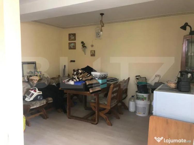 Casa P+M, teren generos 924 mp, Ideala pentru locuit + act - 2