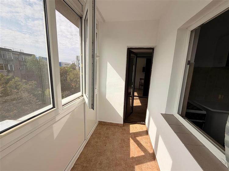 Apartament cu 2 camere decomandat, mobilat în Aviației