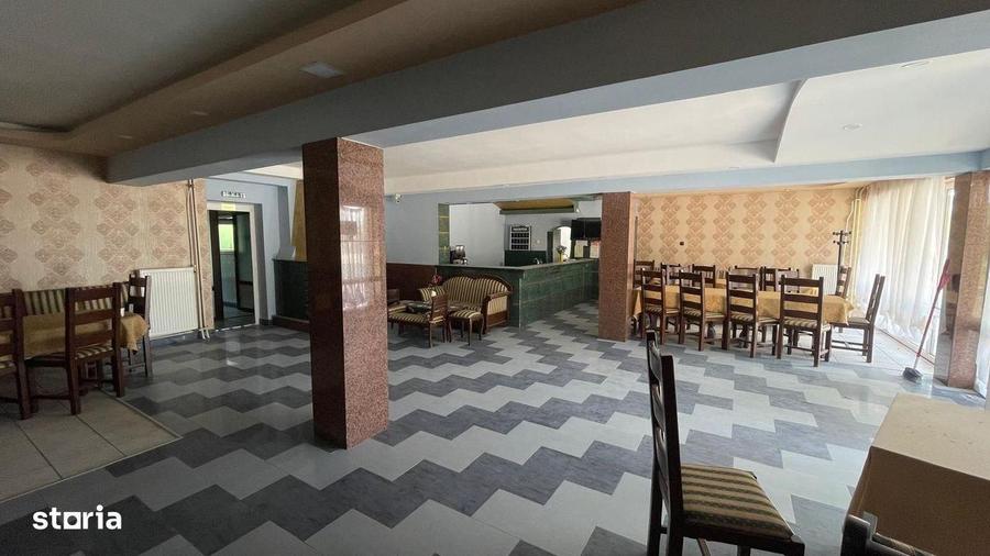 HOTEL DE INCHIRIAT CU 14 CAMERE SI PARCARE BORS E60 - 6