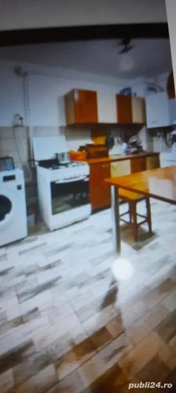 van casa langa Piata Centrala - 3