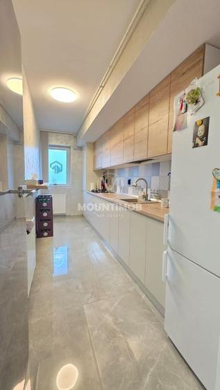 Birou Utilat si Mobilat, loc de parcare, Tractorul/Brasov - 6