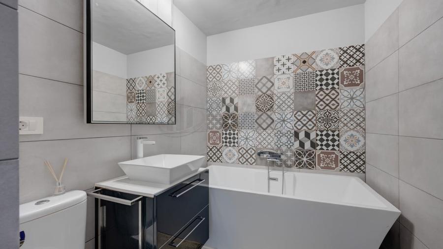 REA1024662 Apartament 4 camere de vanzare Alba Iulia l Decebal - 8