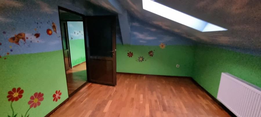 Cladire cu etaj pretabila afacere - 7