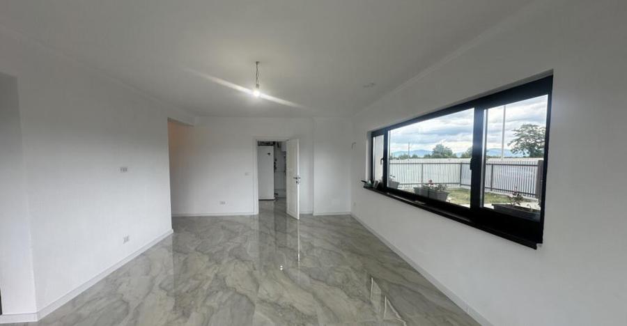 Casa pe un singur nivel 4 camere , in zona Harman - 14