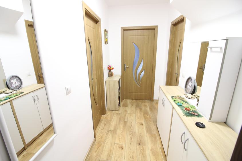 Ap. 1 camera Faleza, bloc mixt, etaj 1, renovat - 2