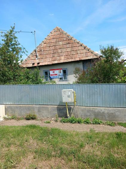 Casa de vanzare la tara - cu teren si utilitati - 2