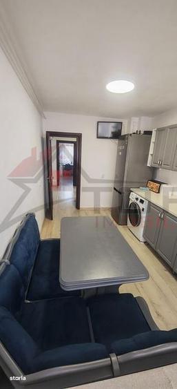 Apartament cu 3 camere, 2 bai, 72 mp, izolat, pe mijloc zona Dacia - 7
