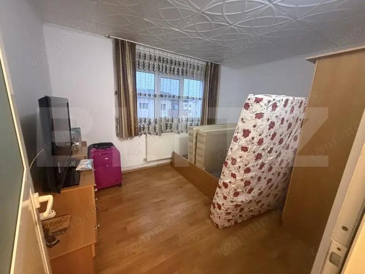 Apartament 3 camere, 58 mp, zona Micro 11 - 5