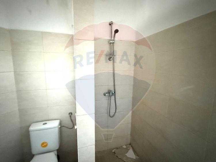 VANZARE Apartament cu 4 camere in zona Dacia - 8