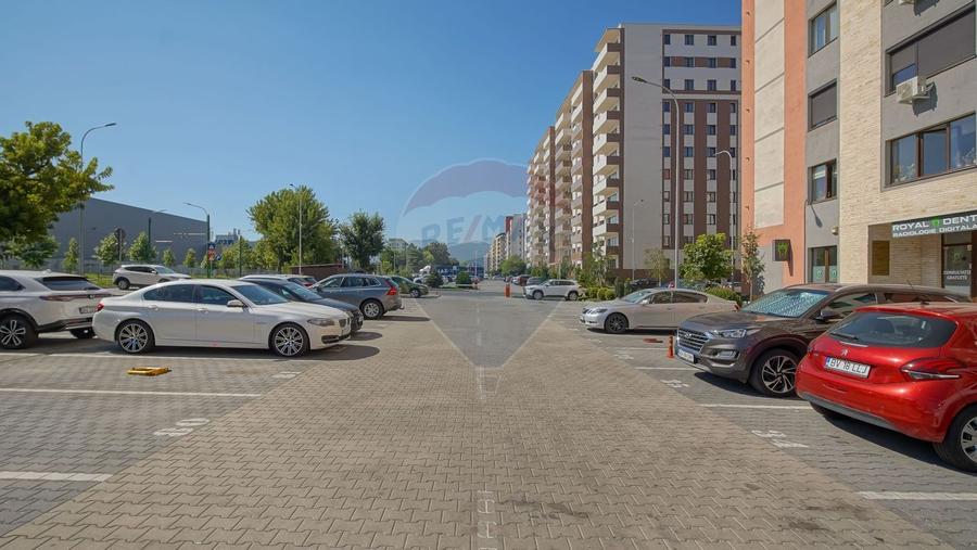 Apartament spatios de inchiriat - 3 camere Isaran - 20