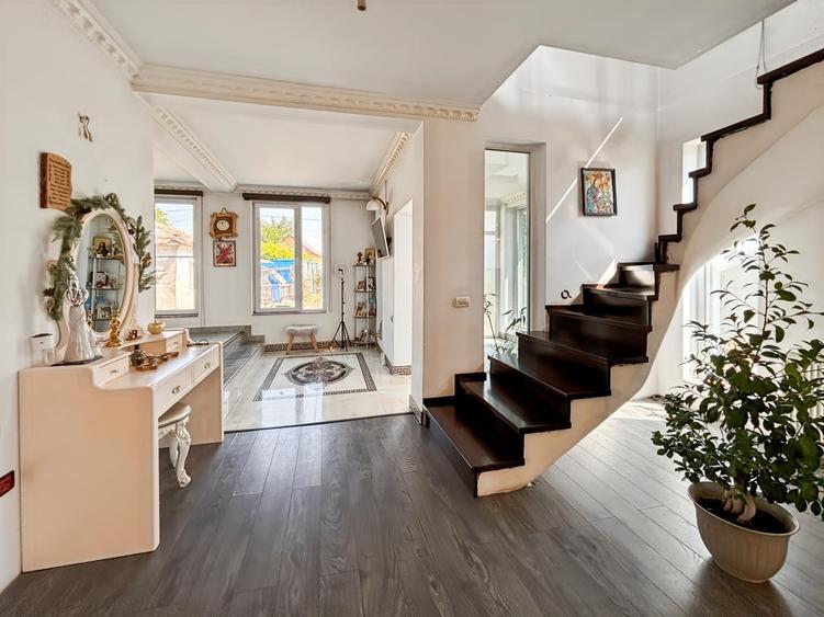 Vilă P+M | Valu lui Traian | 268 mp | Teren 500 sau 1044 mp - 2