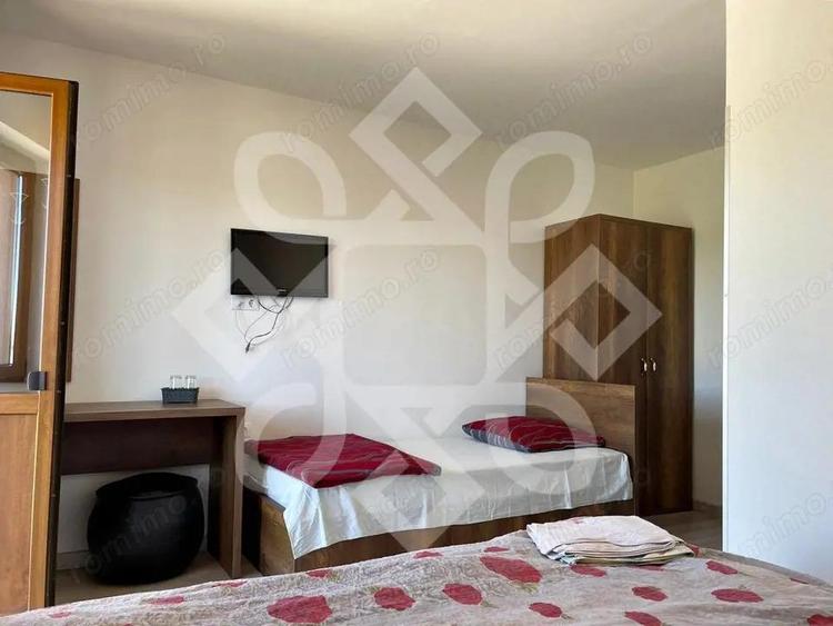 Pensiune cu 7 camere de vanzare in Baile 1 Mai - 6