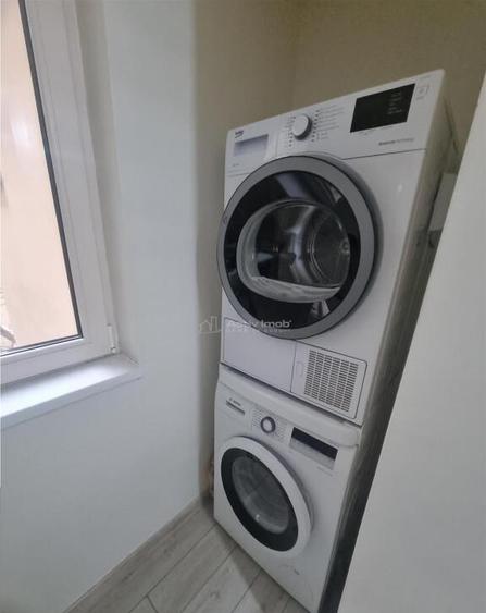 Apartament 3 cam et 2 decomandat renovat zona Colfescu - 15