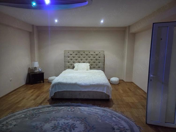 Casă cu 3 camere cu Teren 348 Mp în Central