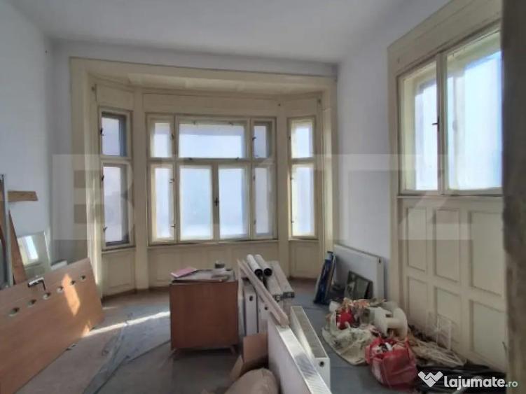 Spa?iu comercial 160 mp + terasa 40 mp, langa Pia?a Sfa - 7