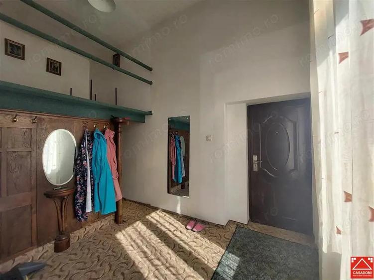 Apartament generos cu 3 camere, zona Metianu - 10