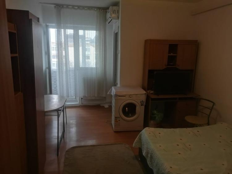 Tudor Vladimirescu-Iulius Mall-1 Camera -bloc 78' - 1