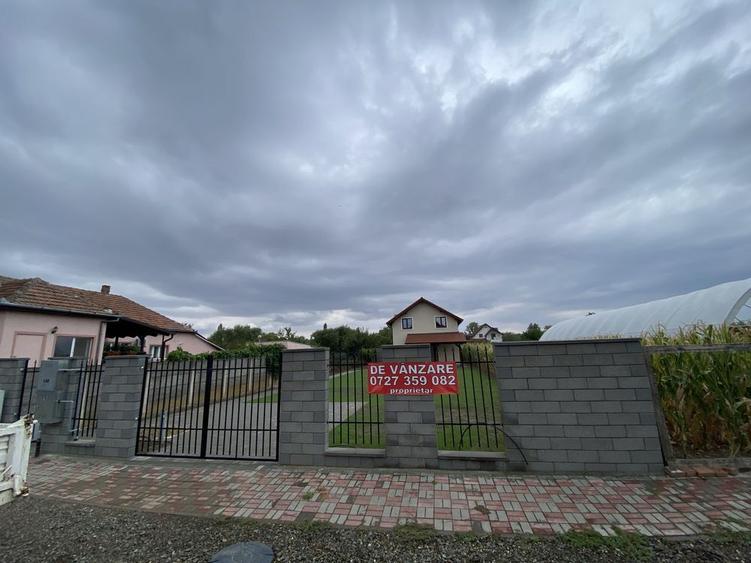 Casa cu 534mp teren in Utvin - 1