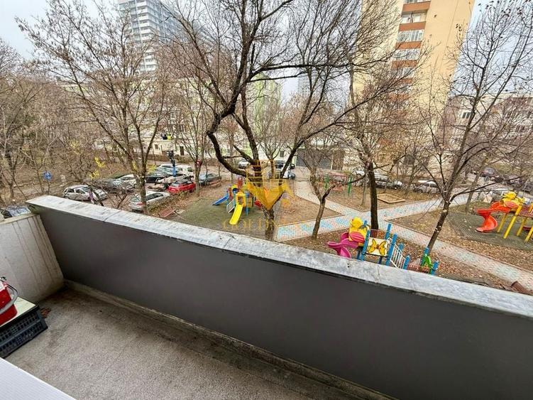 2 camere semidecomandate, balcon, Zona Centrala, Piata Abator, Lukoil - 4