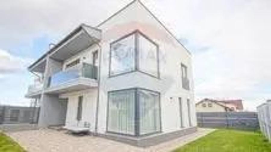 Duplex modern, cu panorama fantastica asupra mun?ilor, Ra?nov - 4