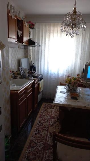 Vând apartament 2 camere decomandat - 6