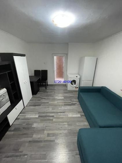 Garsoniera ,21 mp zona Piata Cet - 4