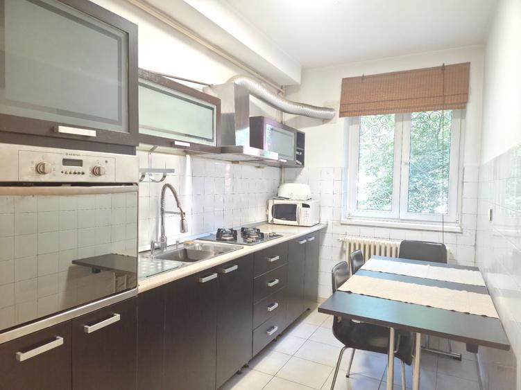 Apartament cu 2 camere decomandat în Cotroceni