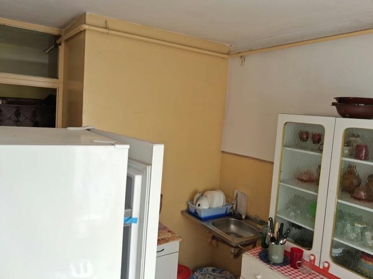 Apartament cu 2 camere decomandat, mobilat în Berceni
