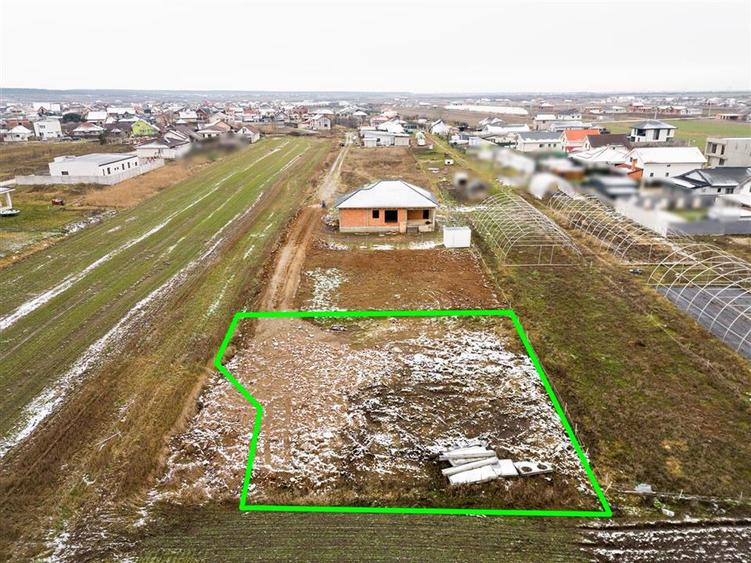 Teren Construcții intravilan de 500 mp, în Cihei