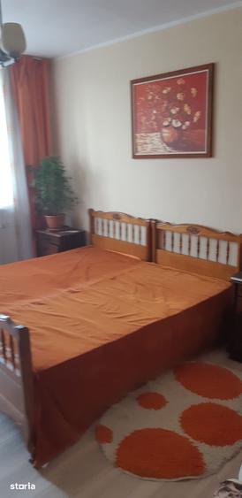 Apartament cu 4 camere în Rogerius